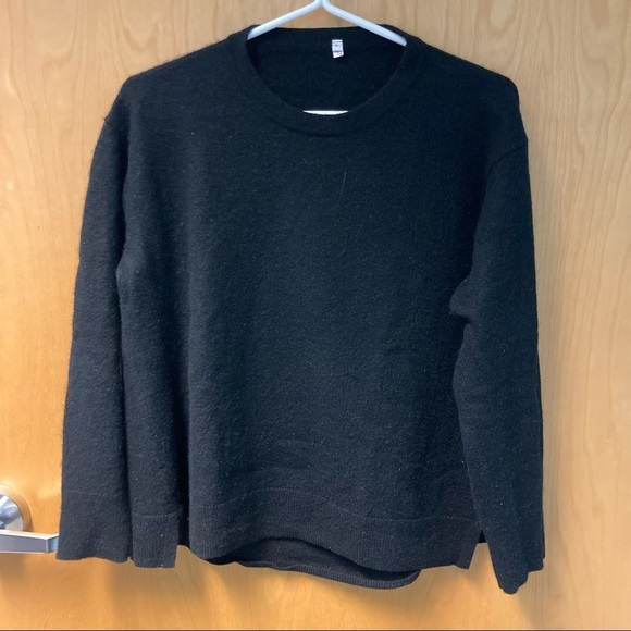 SWEATER 50% Yak  50% Wool Basic Cropped Long Sleeve Sweater - Picture 1 of 6